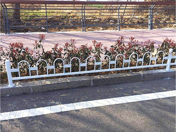 草坪护栏 (1)