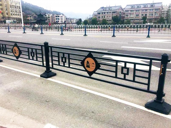 道路护栏 (9)