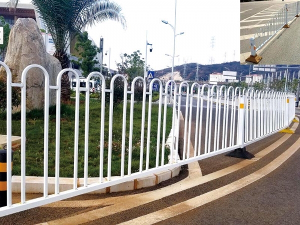 道路护栏 (3)