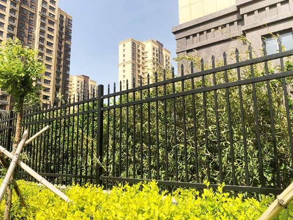 锌钢护栏 (12)