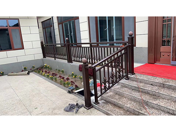楼梯护栏