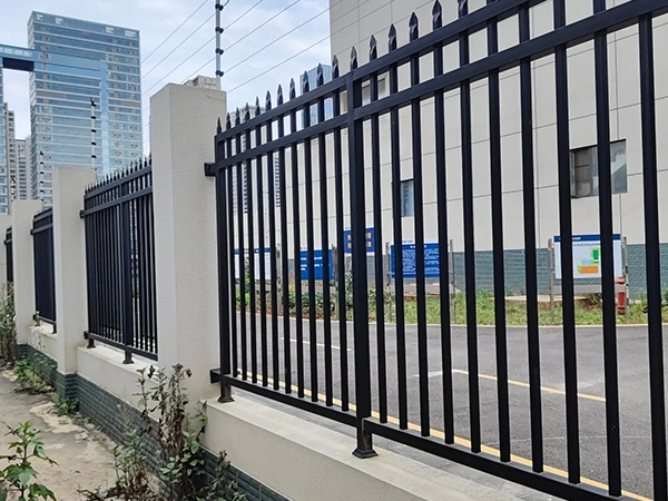 锌钢护栏