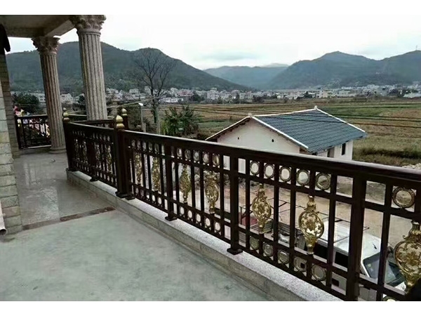 阳台护栏