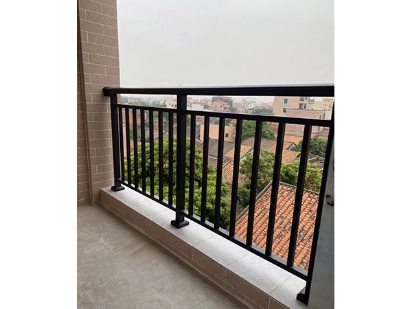 阳台护栏