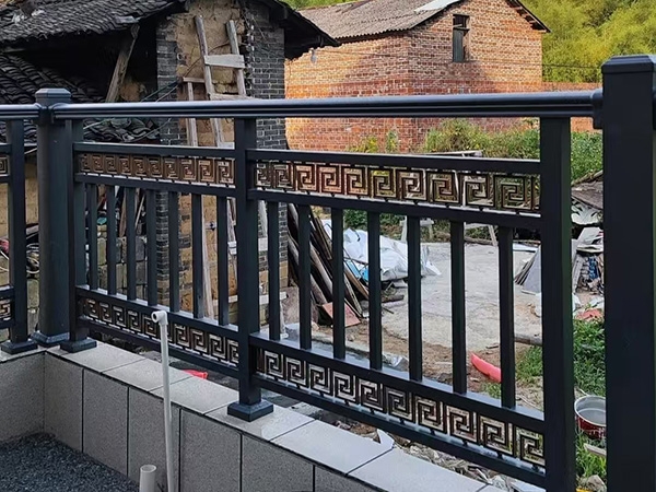 阳台护栏