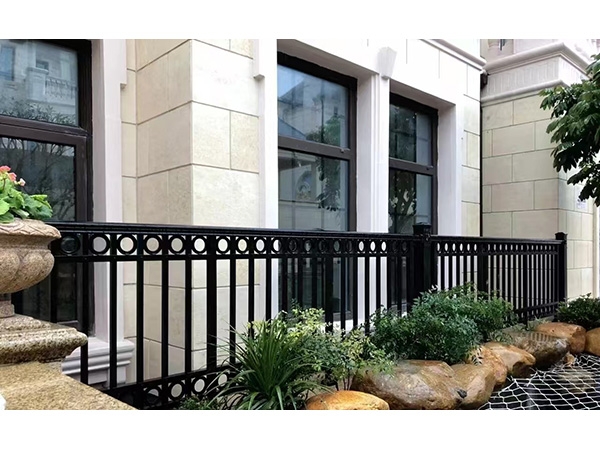 阳台护栏