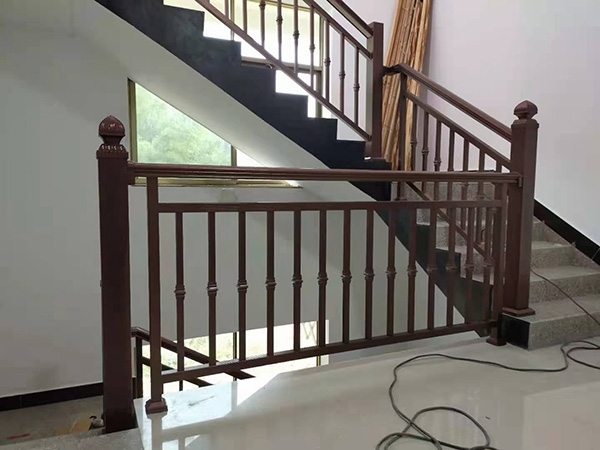 楼梯护栏
