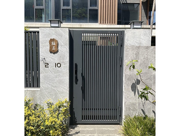 2b228c3548e06776cf4e7555c5bad036